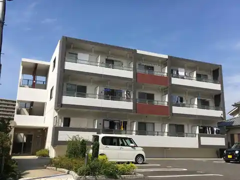 ロイヤルハイツ