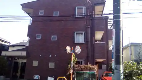ビックフィールド