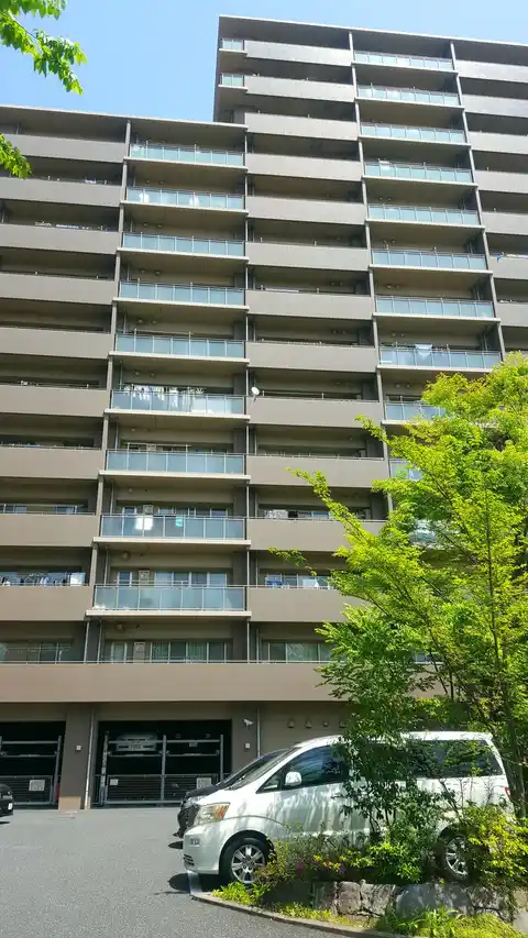グランドメゾン玉川上水イーストスクエア