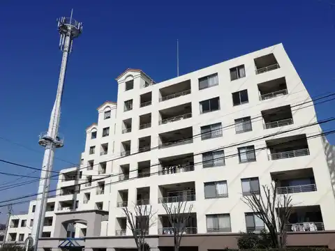 クレッセントユーパリノスの丘パームヒルズ棟