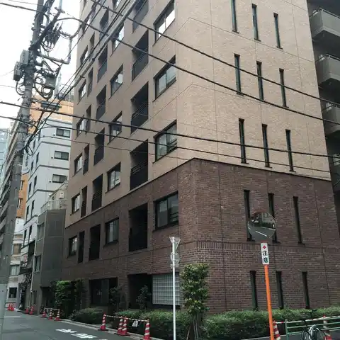 パークリュクス銀座8丁目mono