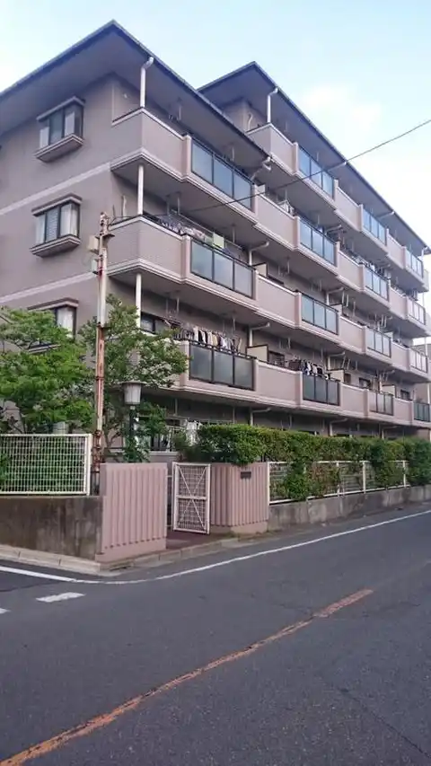 ロイヤルシティー