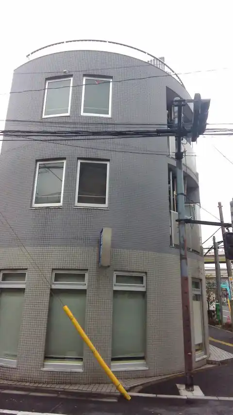 ワイケイハイツ