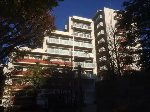 アパートメンツ三軒茶屋ブラッサムテラス