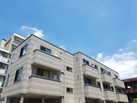 Jフォレスト