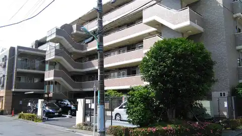ルイシャトレ町田芹ケ谷公園