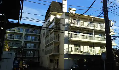 メゾン喜多見