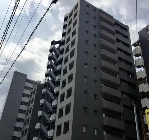 登戸パーク・ホームズ