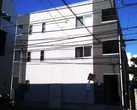 アンプルールフェール立川