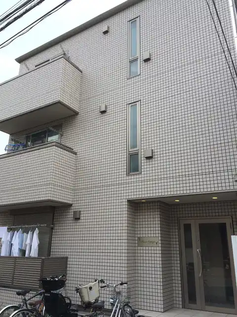 フェアリー西片