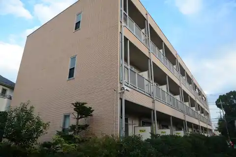 アンプルールフェール宮内