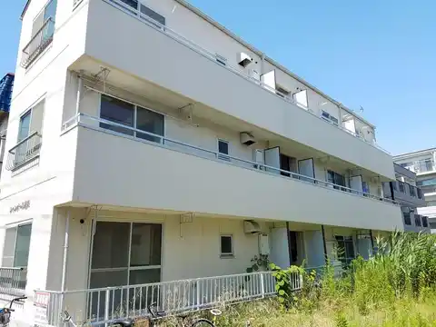 シャンポール福栄