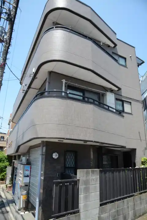 ドミールツタ