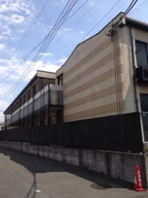 レオパレスシャンテ