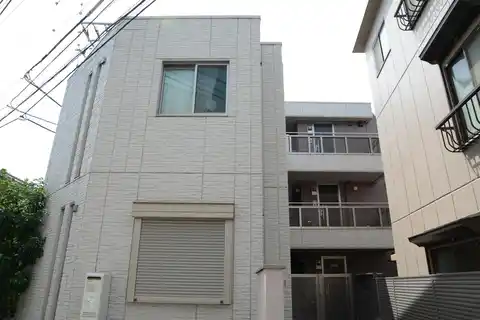 シャーメゾン・ルミエ