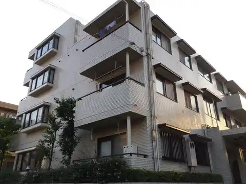 フレール永山