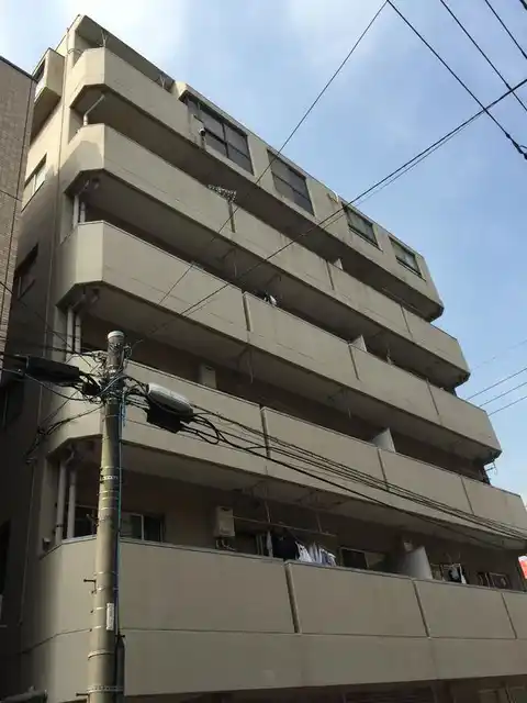 バルビゾン両国
