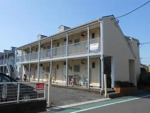 シャンプレンハイツA棟