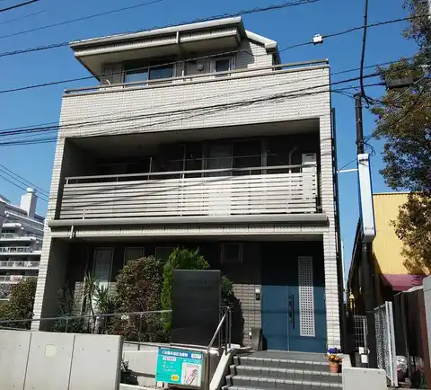 ラルーチェ大倉山