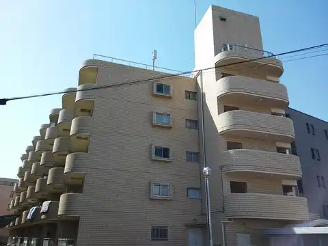 コンフォール新城