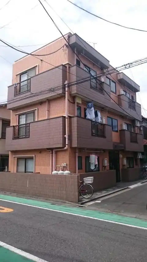 メゾンドール・ワタナベ