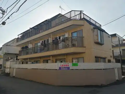 エメラルドハイツ