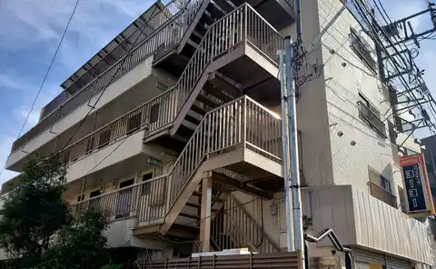 クレール・ヴェルジェ