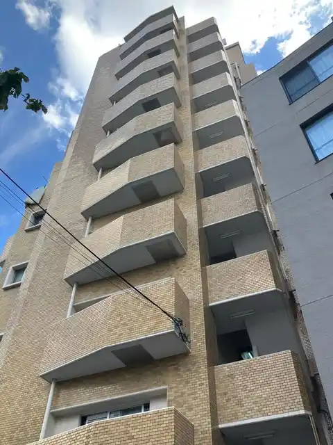 パラスト新宿余丁町