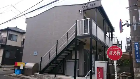 レオパレスめぐみ壱番館