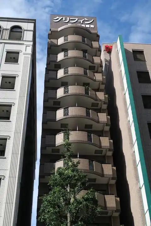 グリフィン馬車道駅前