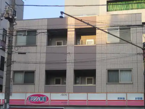 プリウスヨコハマ