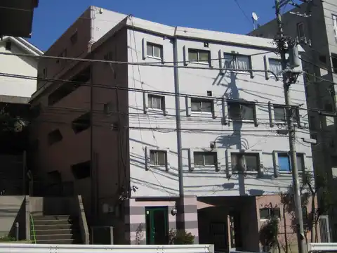 由栄ハイツ