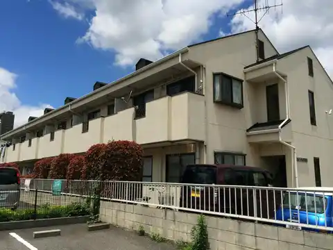 チェリーハイツ石川