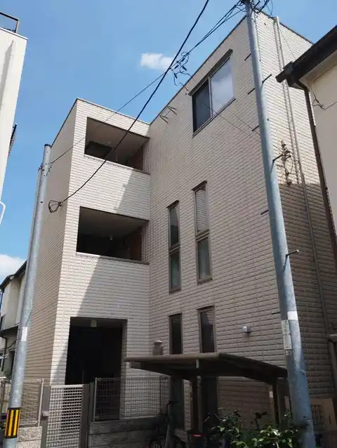 シャルマン川口
