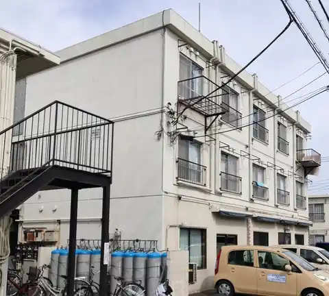 セントラルコーポE館