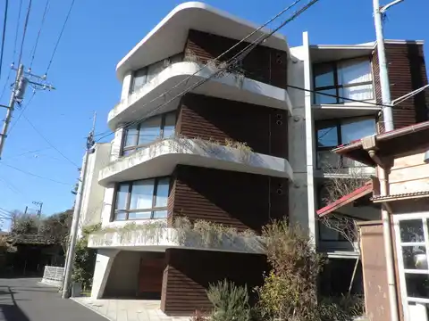 秋望館