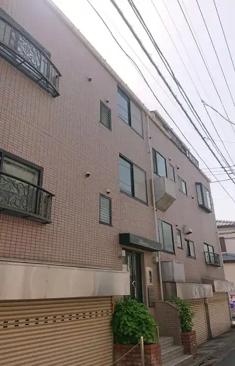 メゾンニワ