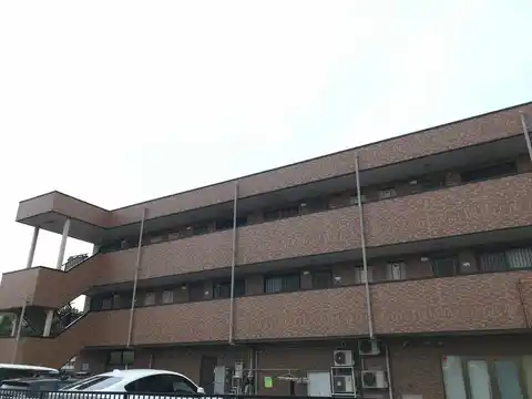 メゾンラーク