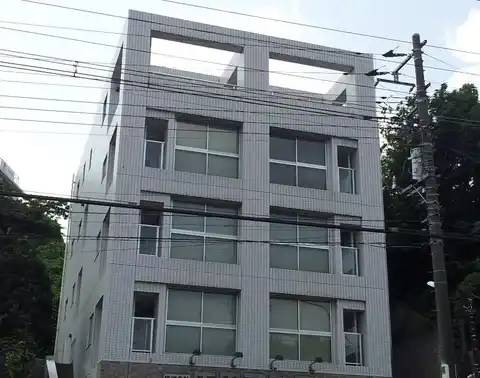 リ・エスト