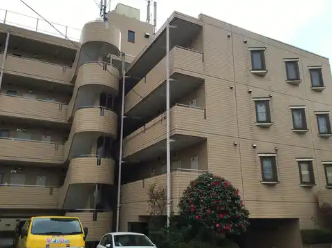 エクセレンス秋山