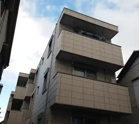 メゾンサリス