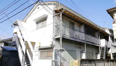 サンハイツ