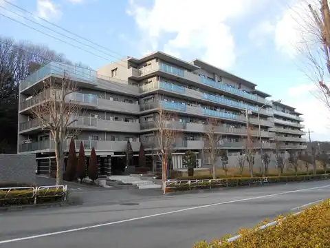 シャリエ南大沢パークサイドテラス