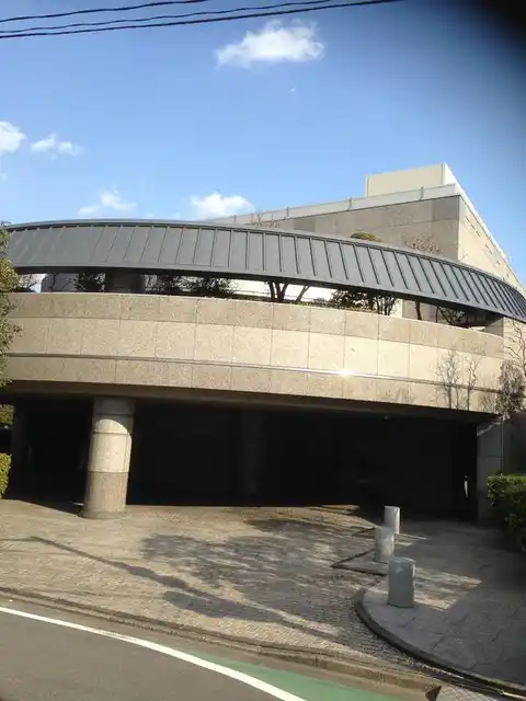 白金ハウス