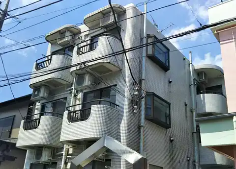 ドルフ三田  II