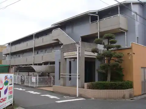 マンション美千和