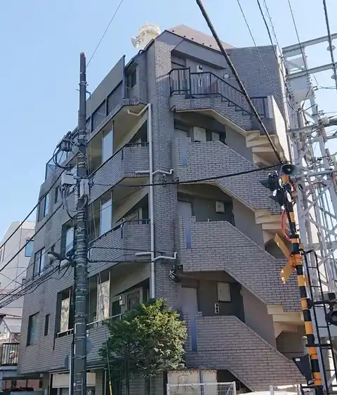シャロン大塚
