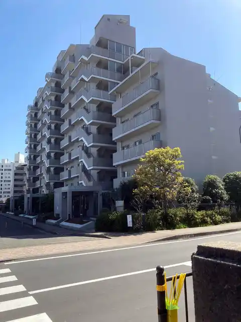 鎌倉岡本ガーデンホームズ
