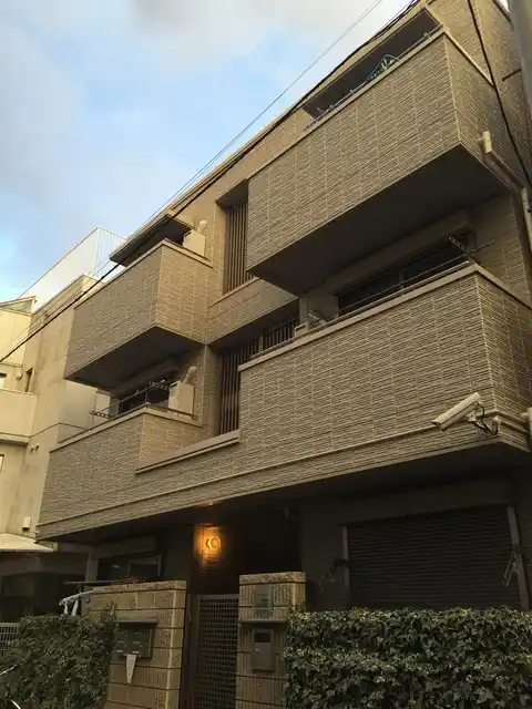 シャーメゾン北青山