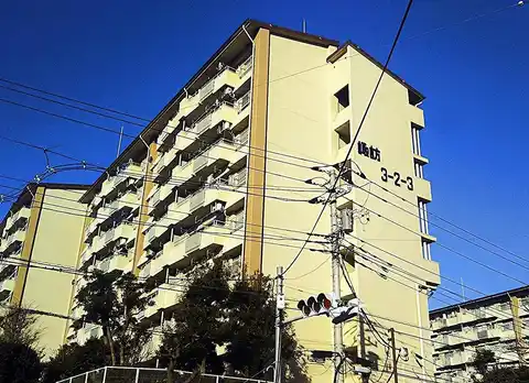 グリーンメゾン諏訪3-2-3号棟